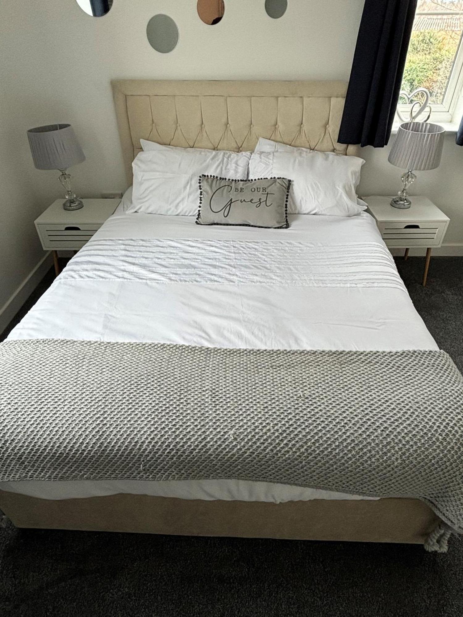 Cathedral Apartment ليشفيلد المظهر الخارجي الصورة
